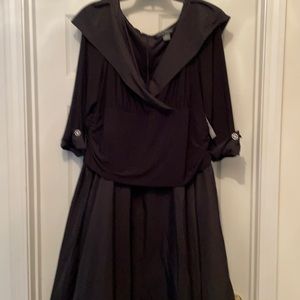 Elegant black special event dress.  Never worn /with tags, Three quarter sleeves